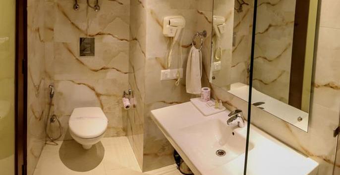 Fabhotel Red Leaf Mall Road Mussoorie Exteriör bild