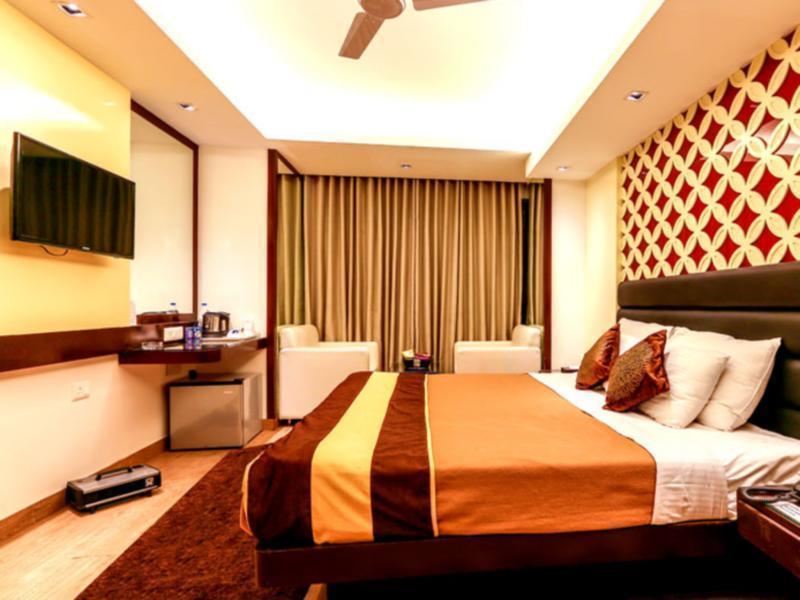 Fabhotel Red Leaf Mall Road Mussoorie Exteriör bild