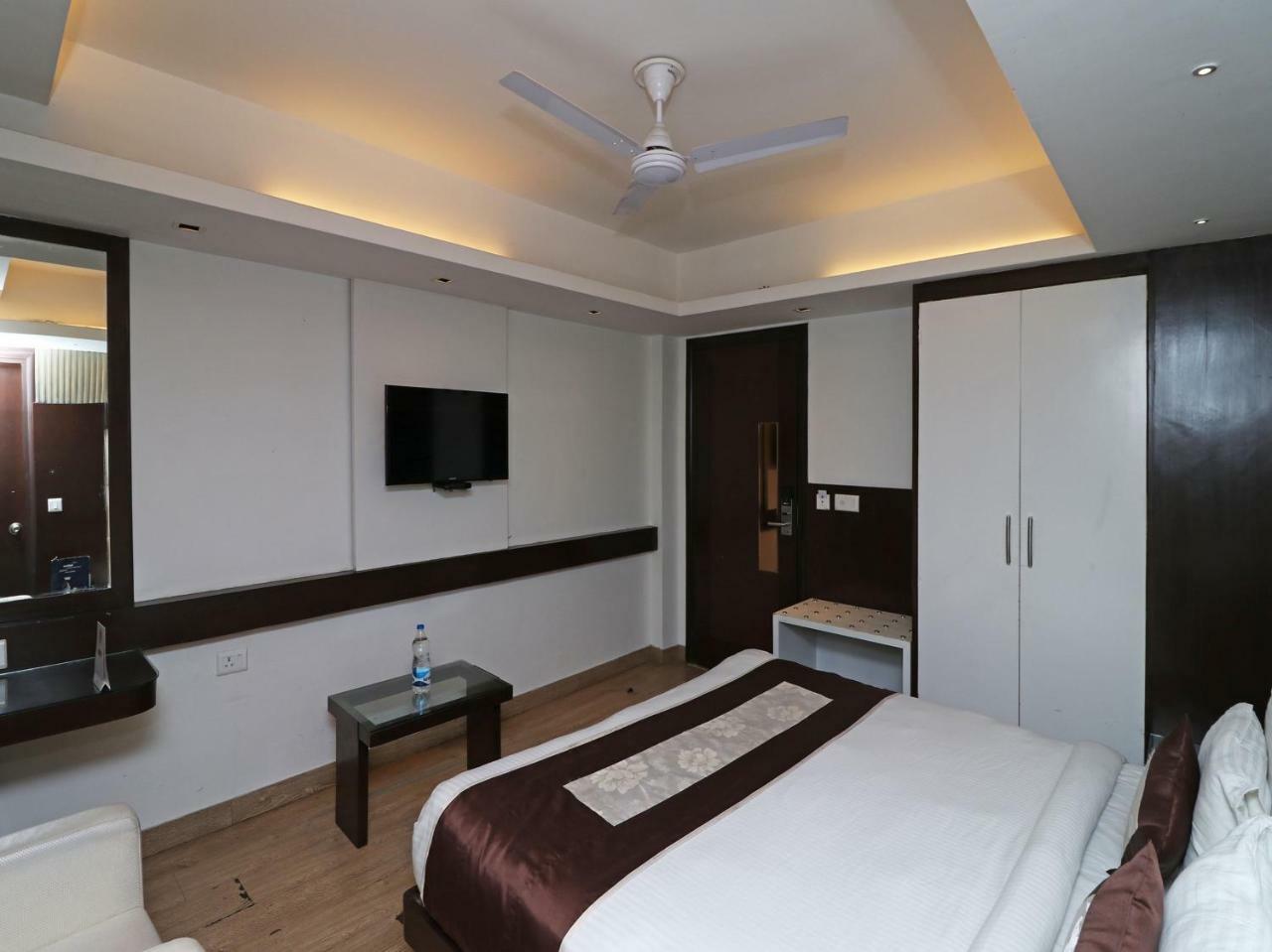 Fabhotel Red Leaf Mall Road Mussoorie Exteriör bild